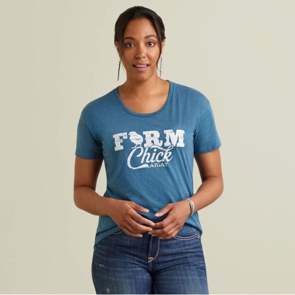 Ariat NWT Farm Chick Life T-Shirt Graphic Tee Blue Size Small Women’s Soft